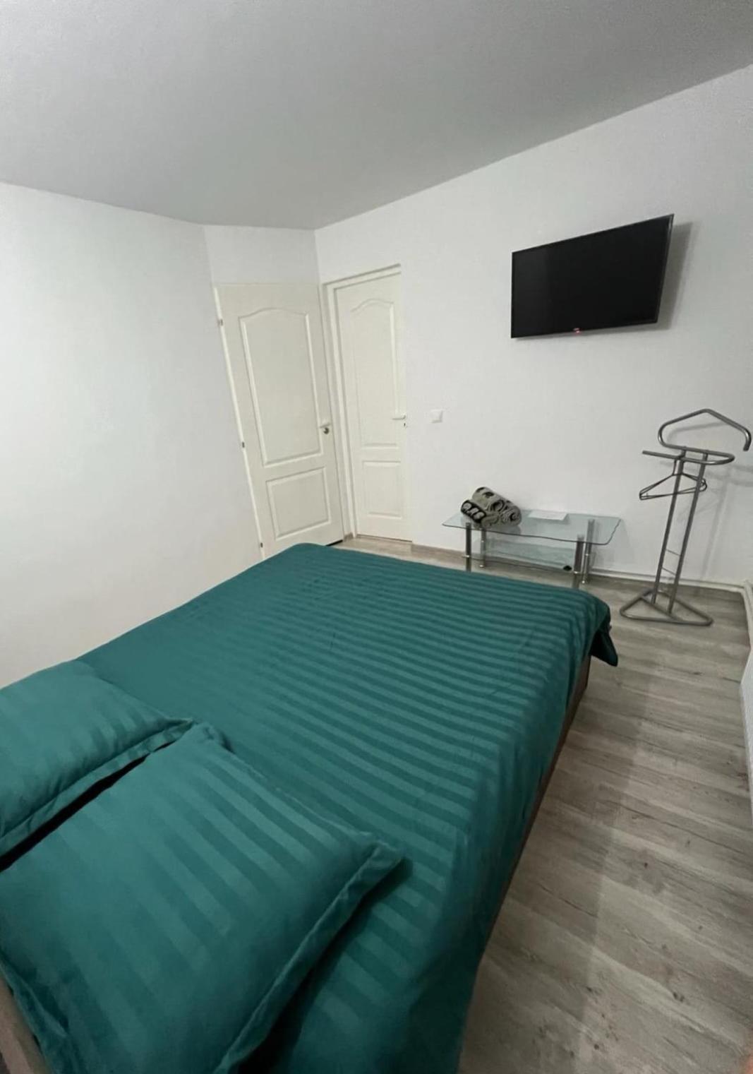 Garsoniera Casa Dragoeni, Targu Jiu Lejlighed Eksteriør billede